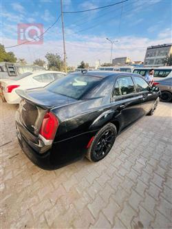كرايسلر 300